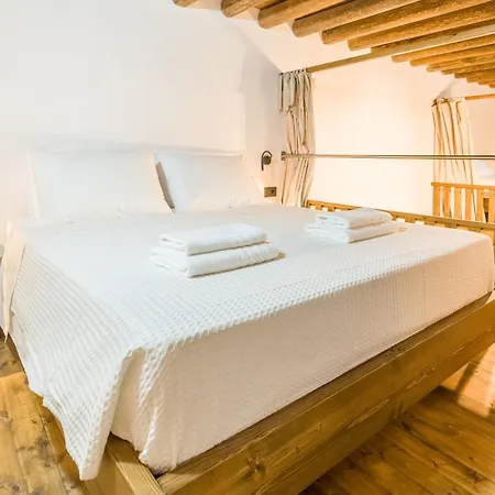 To Kamariko * Σορωνή