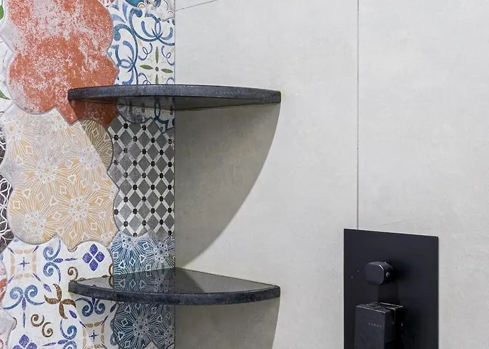 To Kamariko Nyaraló Szoroní